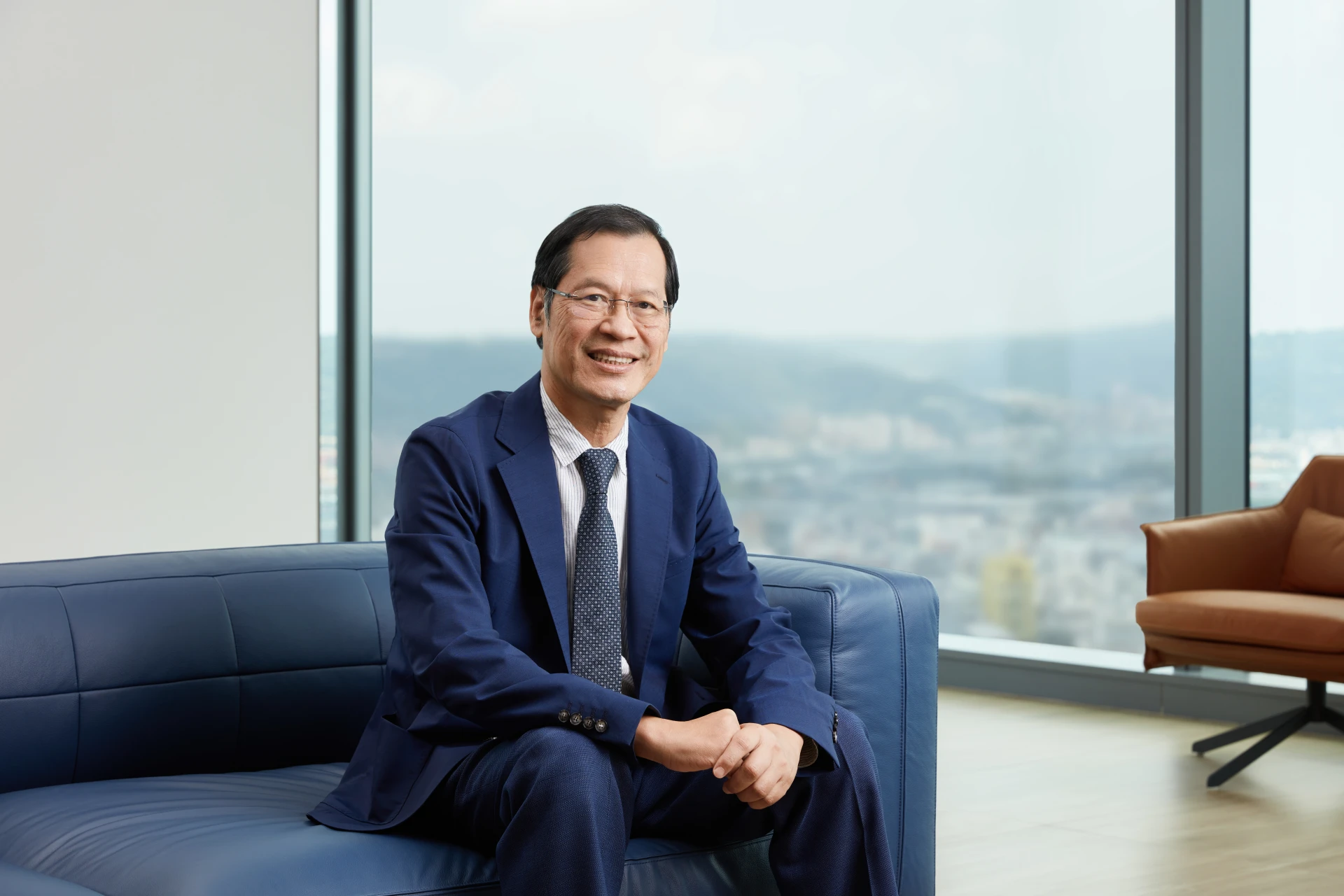 創辦人——許崑泰董事長:
科技與地產的雙軌領航者